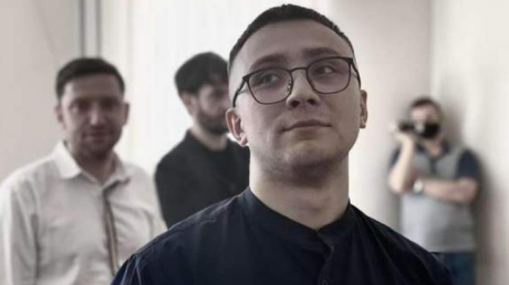 В Одессе суд отправил Сергея Стерненко в тюрьму: сторонники угрожают Зеленскому новым "Майданом"