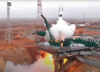 С Байконура запустили ракету-носитель «Союз 2.1а» с 38 спутниками (ВИДЕО)