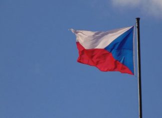 МИД Чехии отказался снять ограничение числа дипломатов РФ после внесения в список недружественных стран