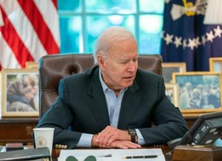 Кравчук требует от Зеленского взять Байдена в оборот на встрече в Вашингтоне