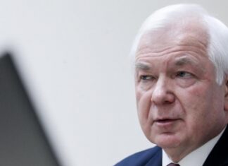 Украинского генерала потешили слова Зеленского о Путине