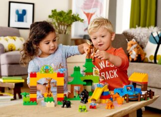 Почему мамы покупают детям конструкторы