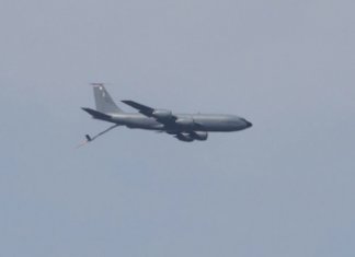 ВВС США «проспали» День Независимости Украины: KC-135T Stratotanker прилетел в Киев к концу парада