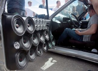 Сенатор: Меры за шумную езду могут включить в новый КоАП