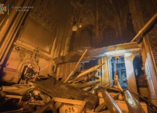 Прихожане костела Святого Николая не согласятся на косметический ремонт храма — священник