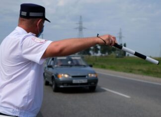 Адвокат рассказал о действиях, если при проверке не оказалось прав с собой