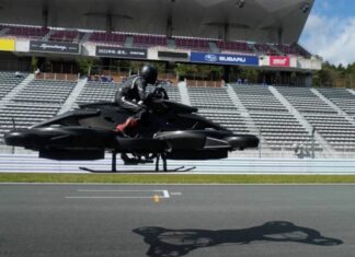 В Японии представили летающий мотоцикл