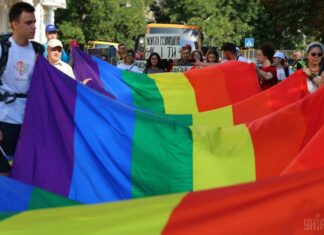 В Киеве началась «война лайков» против десятков заведений за поддержку ЛГБТ