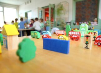 В Тернопольской области из-за отсутствия отопления воспитанники детсада спят в свитерах