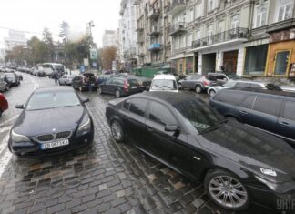 Пробок не избежать: в центре Киева в среду ограничат движение, опубликованы список улиц и карта