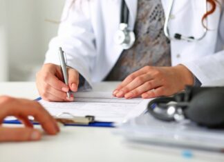 В Минздраве разъяснили новый порядок выдачи медсправок для водителей