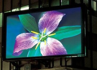 Светодиодный уличный экран: для каких целей используется?