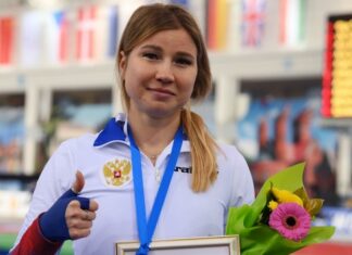 «Все поплыло, земля ушла из-под ног»: первые эмоции знаменосца Фаткулиной