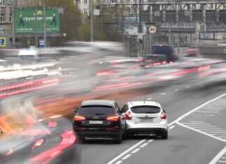 Для оформления ДТП предложено съезжать с дороги