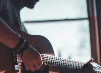 Курс игры на гитаре: ваш путь к музыкальному мастерству